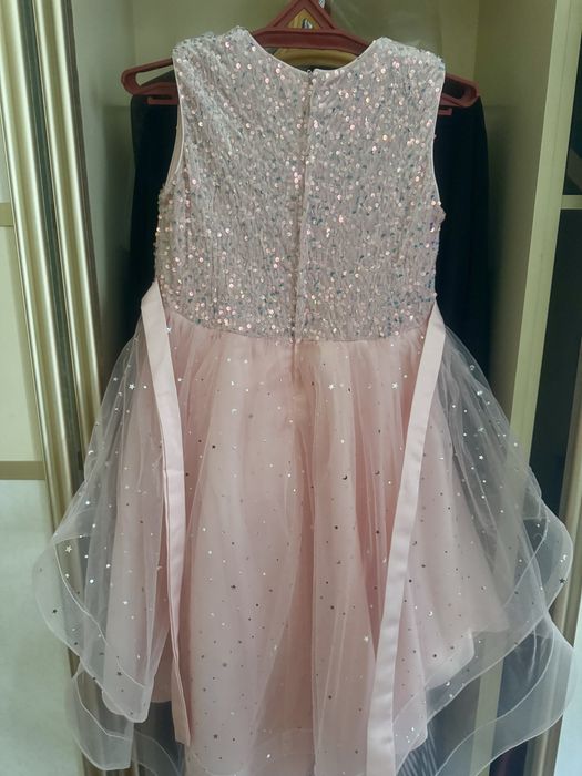 Нарядное платье для девочки