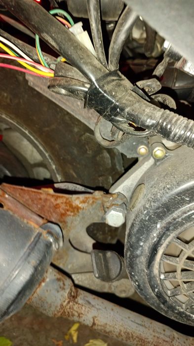 М11  сатам кел көр унаса ал