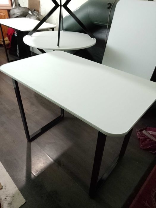 Стол кухонный продам