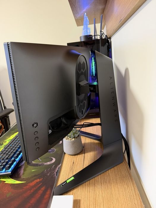 AlienWare 360HZ 400nits