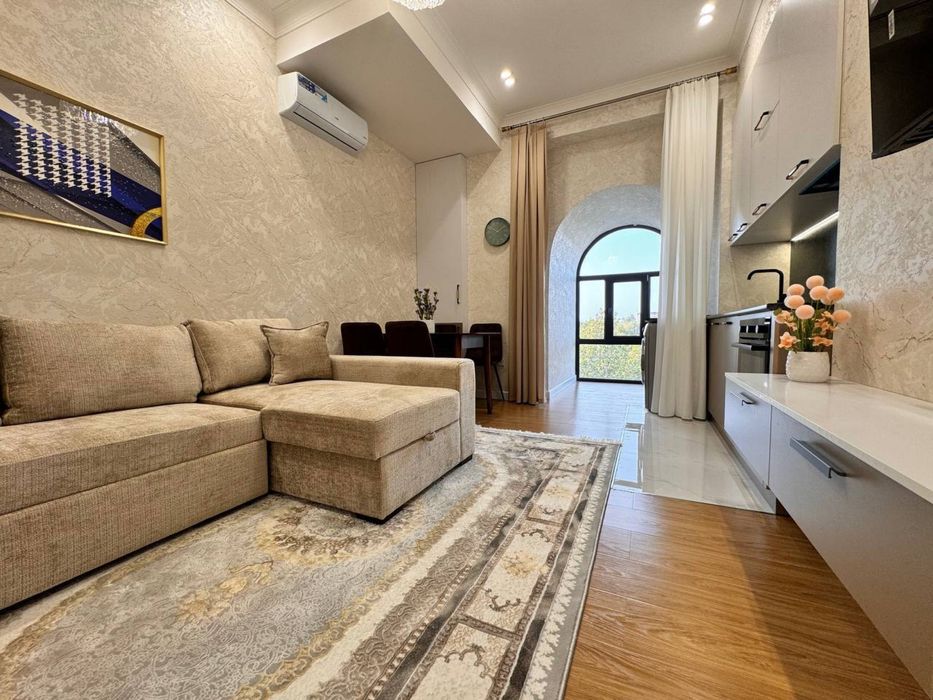 Между Югнакий и ттз НОВОСТРОЙКА 2/8/8 M-clinic