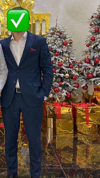 костюм темно синий