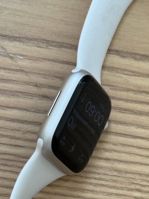 Продается Apple Watch 8