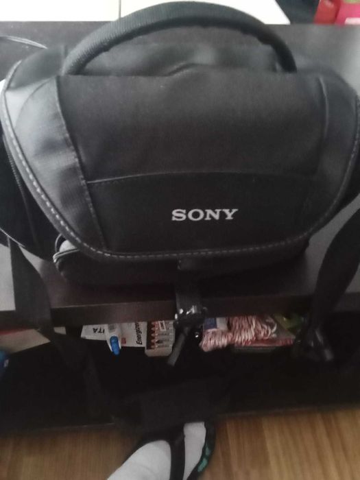 Sony DSC-H300 – 20.1MP Bridge Camera with 35x Optical Zoom