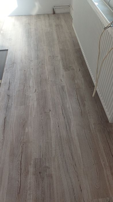 Montez parchet laminat