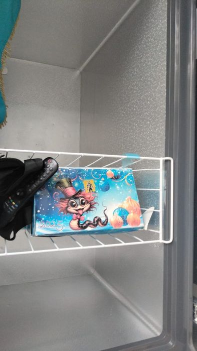 Морозильник , холодильник