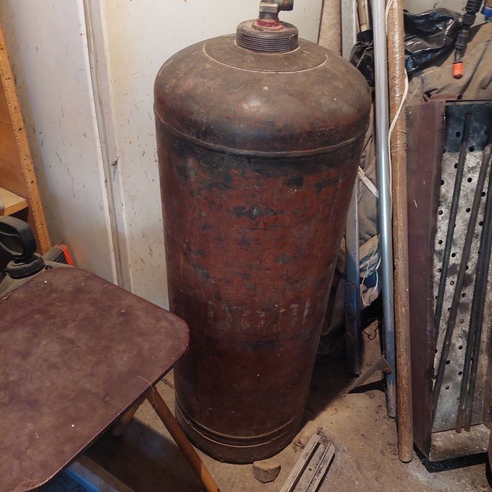 Продам шифер 2 газ балона и плита
