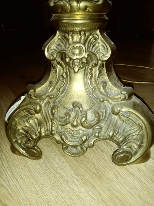 Масивна месингова нощна лампа