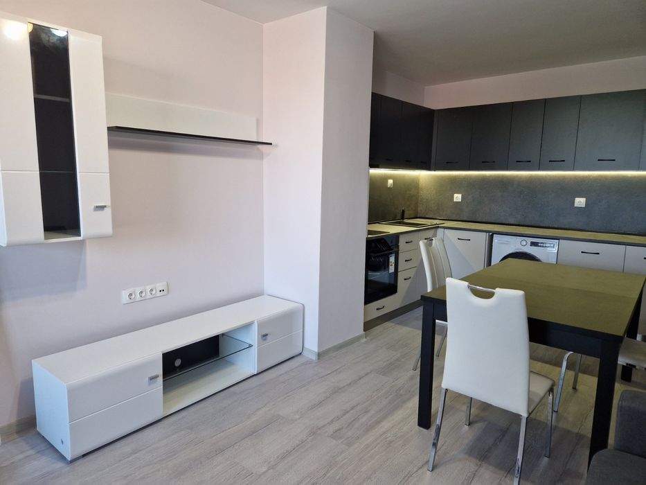 Дава се под наем Двустаен апартамент в София, Люлин 10 - 82 кв.м за 765 € - Снимка #6