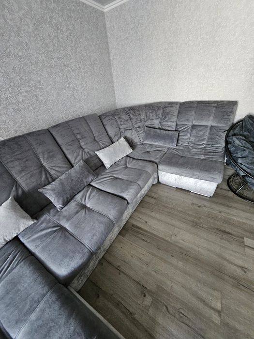 Продам большой диван