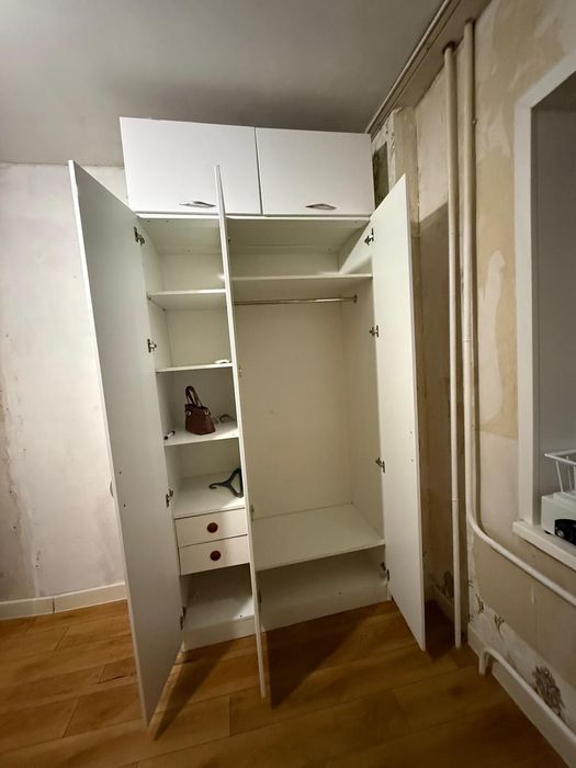 Шкаф для спальни,для гостинной