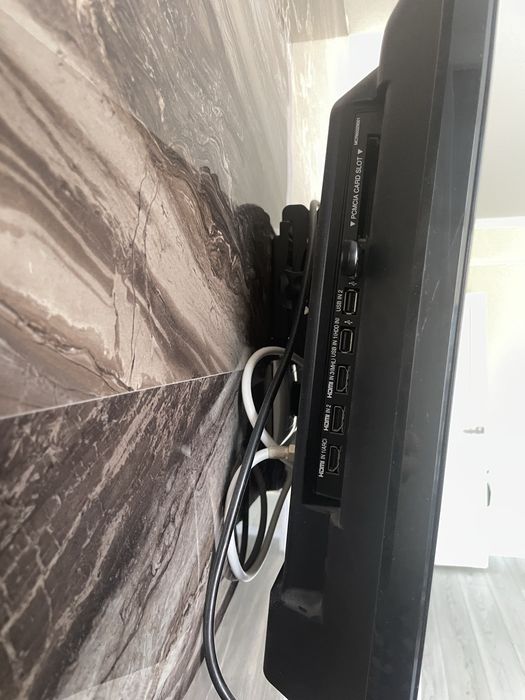 Телевизор LG 32LN570V-ZE