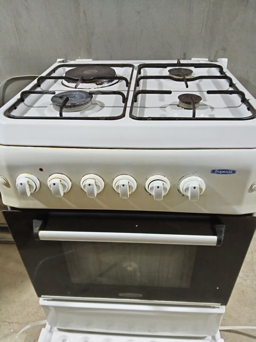 Gaz plita sotiladi