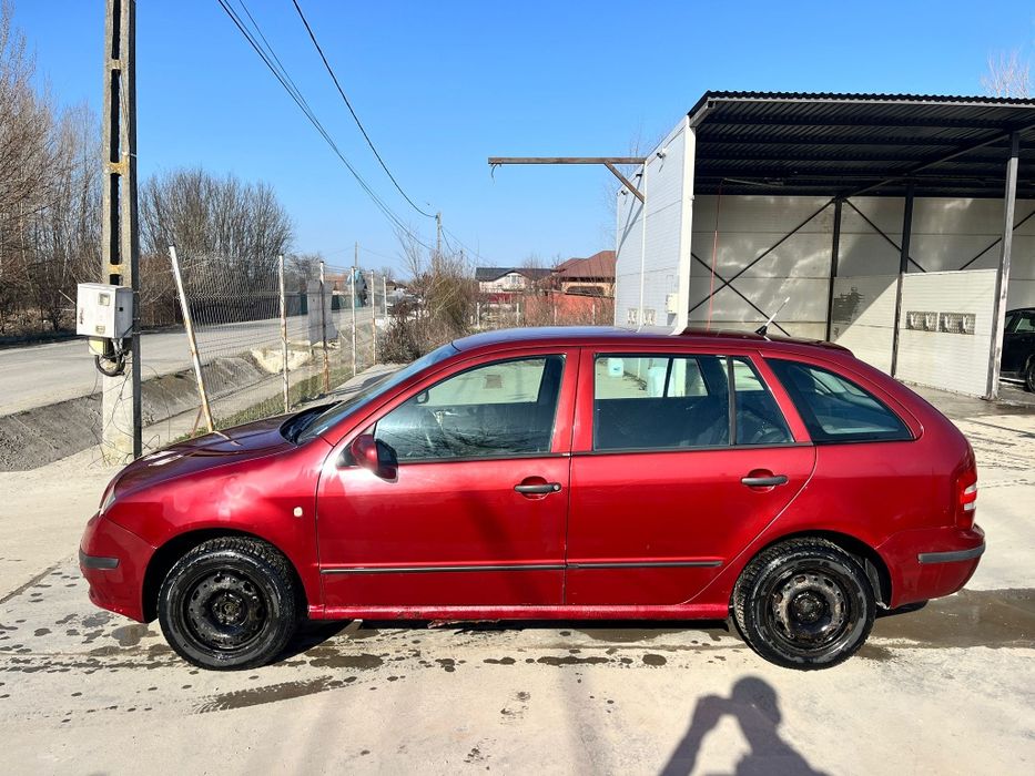 Vând Skoda Fabia 1
