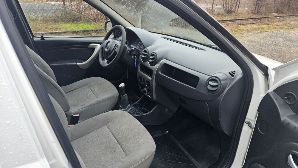 Dacia logan van 2012.  1.5 dci e5