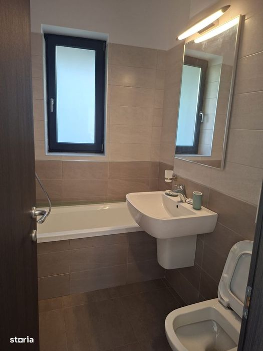 Inchiriere 3 Camere Lux