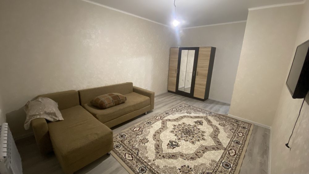 Продам диван книжка угловой