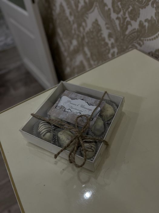 Подаречный набор финики в шоколаде