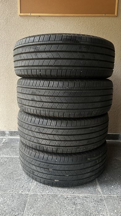Продавам гуми MICHELIN Primacy 235/55/19