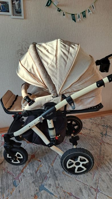 Продам Коляску 3 в 1