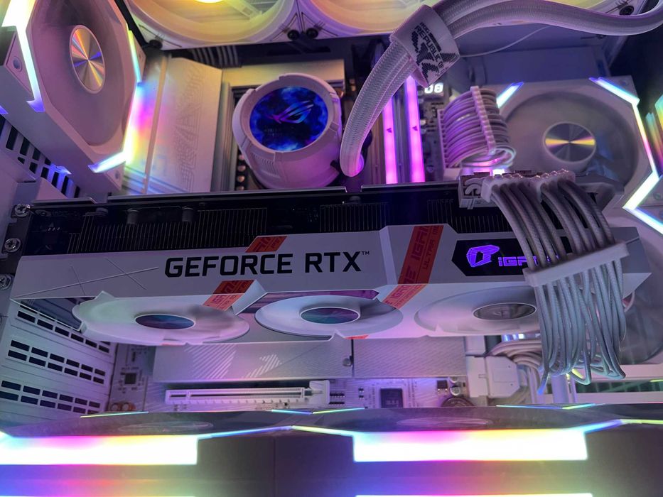 Видеокарта Colorful iGame RTX 3070 8Gb