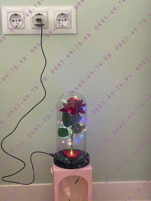 Вечна роза в стъкленица с лед осветление,подарък за жена, 8 март