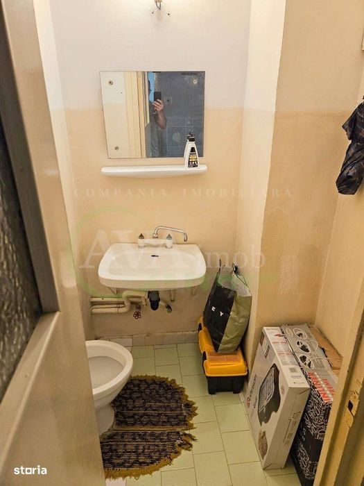 Apartament 3 decomandate, 2 bai, zona Republicii Bacau