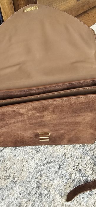 Daris - дамска чанта от естествен велур