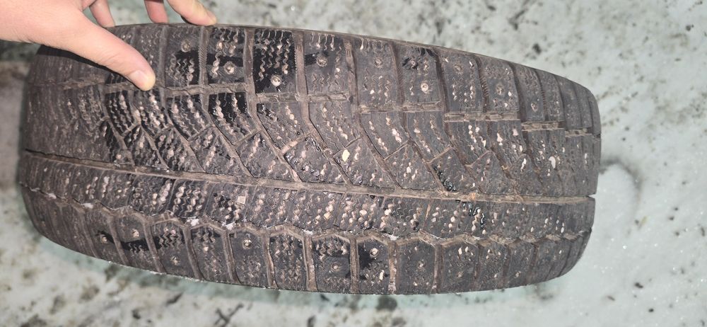 Продаю б/у резину