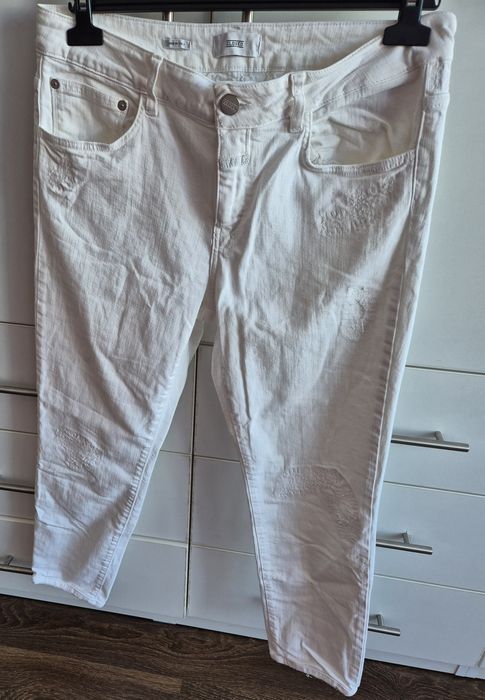 Pantaloni Closed Noi