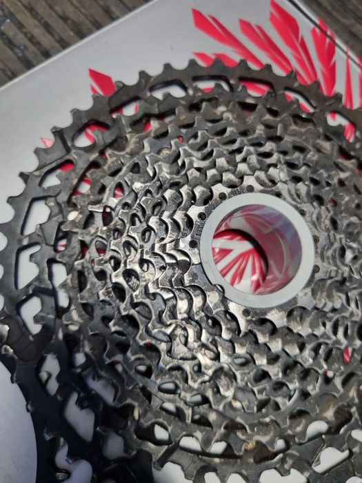 Caseta pinioane 12 v sram