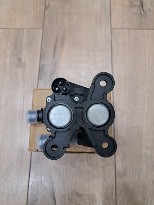 Клапан печки Бмв Е34 новый