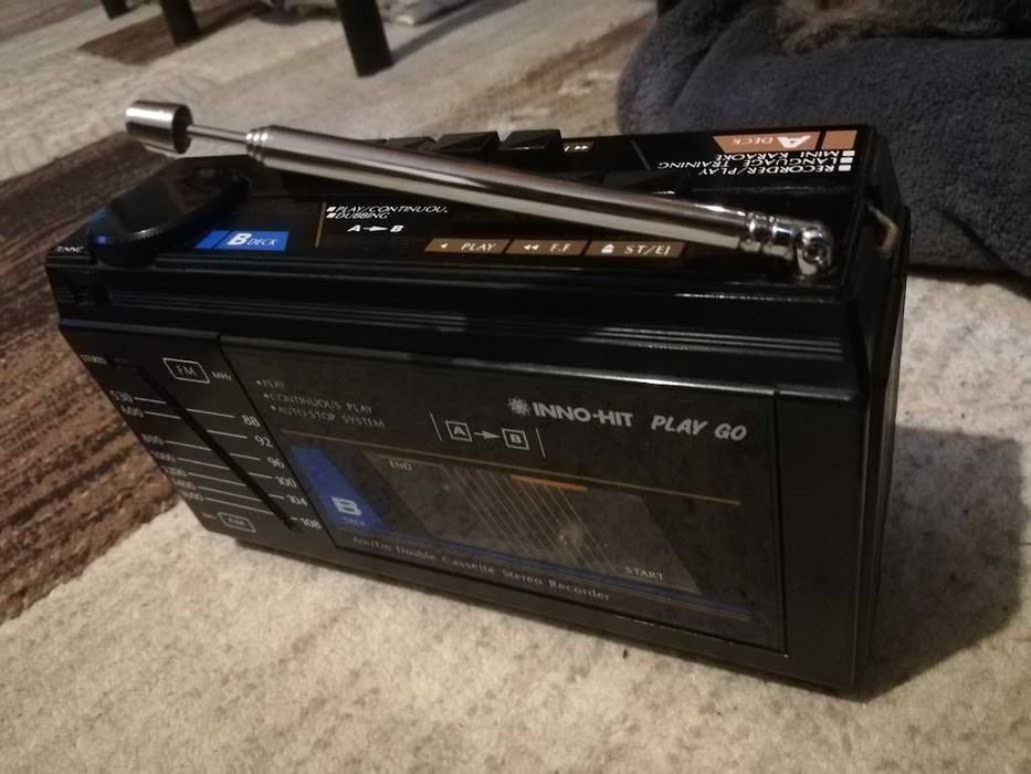 Vand o piesa de colectie,dublu radiocasetofon,foarte rar,Walkman
