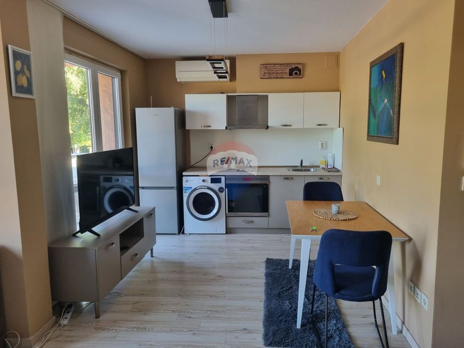 Дава се под наем Едностаен апартамент в Варна, Аспарухово - 43 кв.м за 370 € - Снимка #2