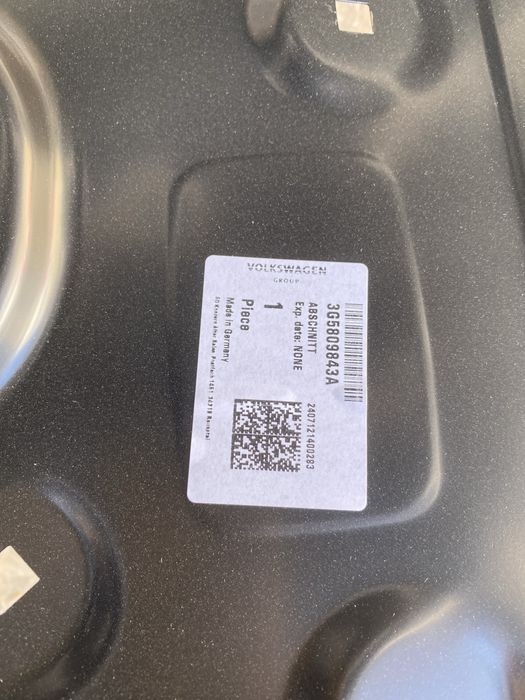 Aripa stanga spate Vw Passat B8 sedan berlina
