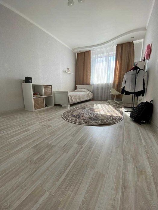 3комн. 69,5 м2 8мкр 7эт