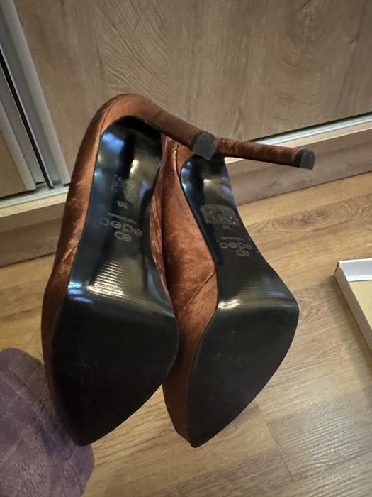 Pantofi piele satinata, nr.38, culoare maro-teracotă