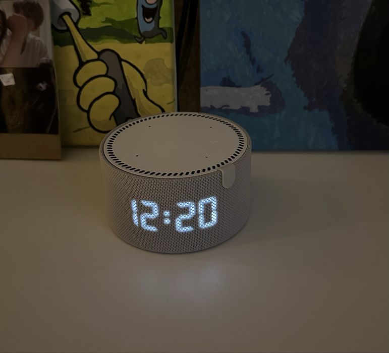 Яндекс Алиса срочно продам