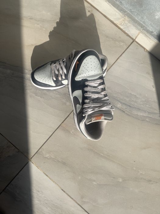Nike Dunk Low marimea 40