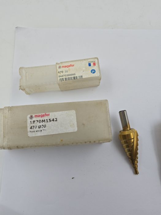 Burghiu con profesional