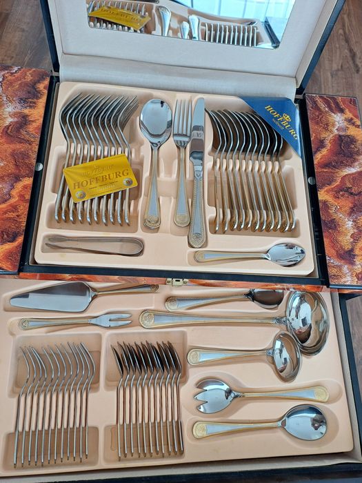 Комплект прибори със златно покритие Versace