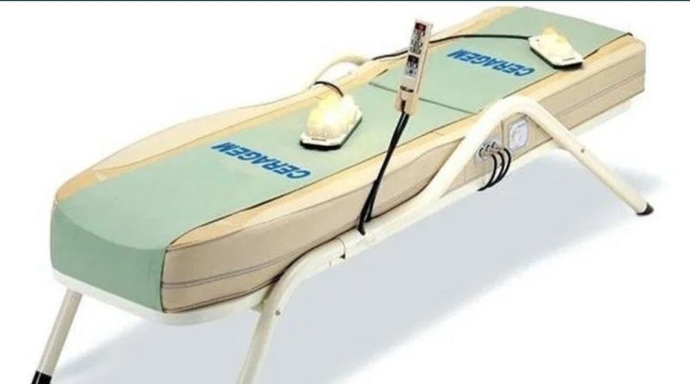 Продам массажную лечебную кровать Серагем