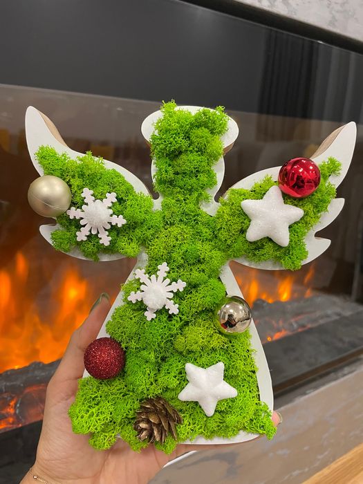 Коледна декорация със скандинавски мъх