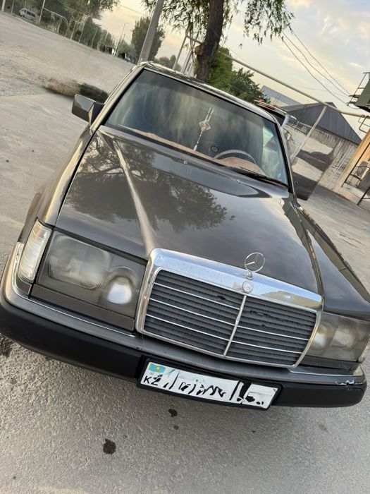 Продам  мерседес 124