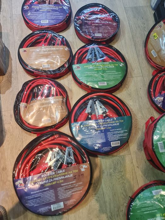 Кабели за подаване на ток от акумулатор