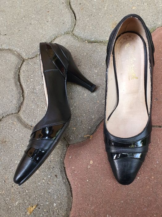 Pantofi cu toc din piele, negri, 35