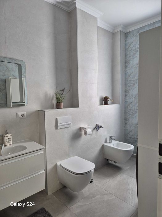 Dau in chirie apartament  nou 2 camere Nufarul mobilat