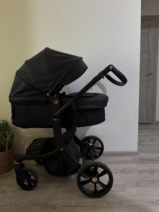 Продам коляску 2 в 1