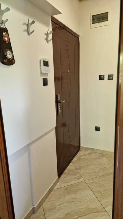 Продава се Двустаен апартамент в Перник, Изток - 51 кв.м за 1760 €/кв.м - Снимка #3