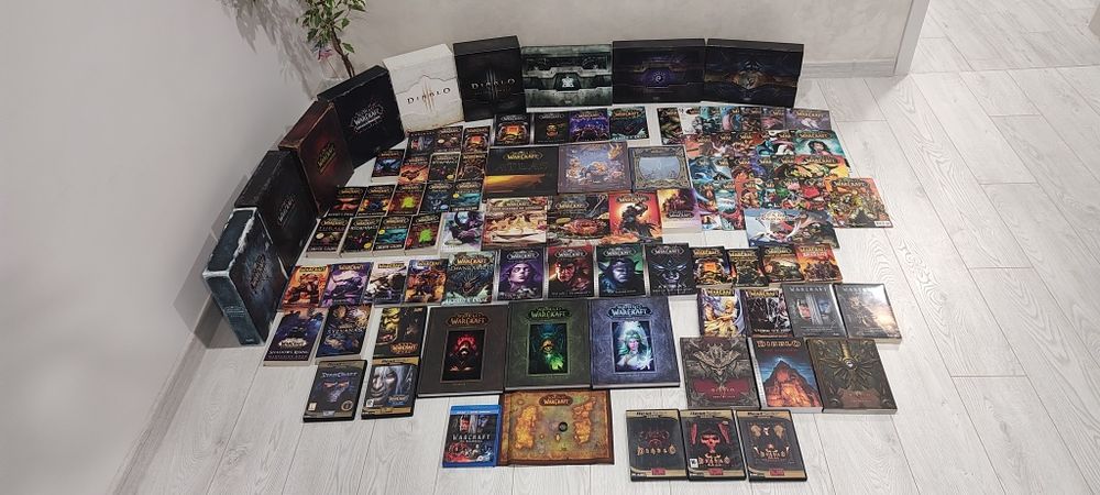 Warcraft Diablo Starcraft колекция на Blizzard Entertainment Вещерът  Хари Потър книги игри специални издания
